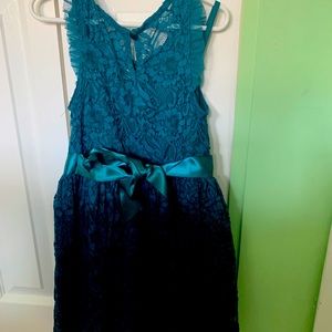 Size 6 green lace dress